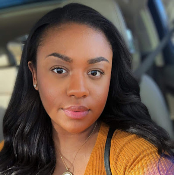 Meet your Posher, Bri - Picture 1 of 1